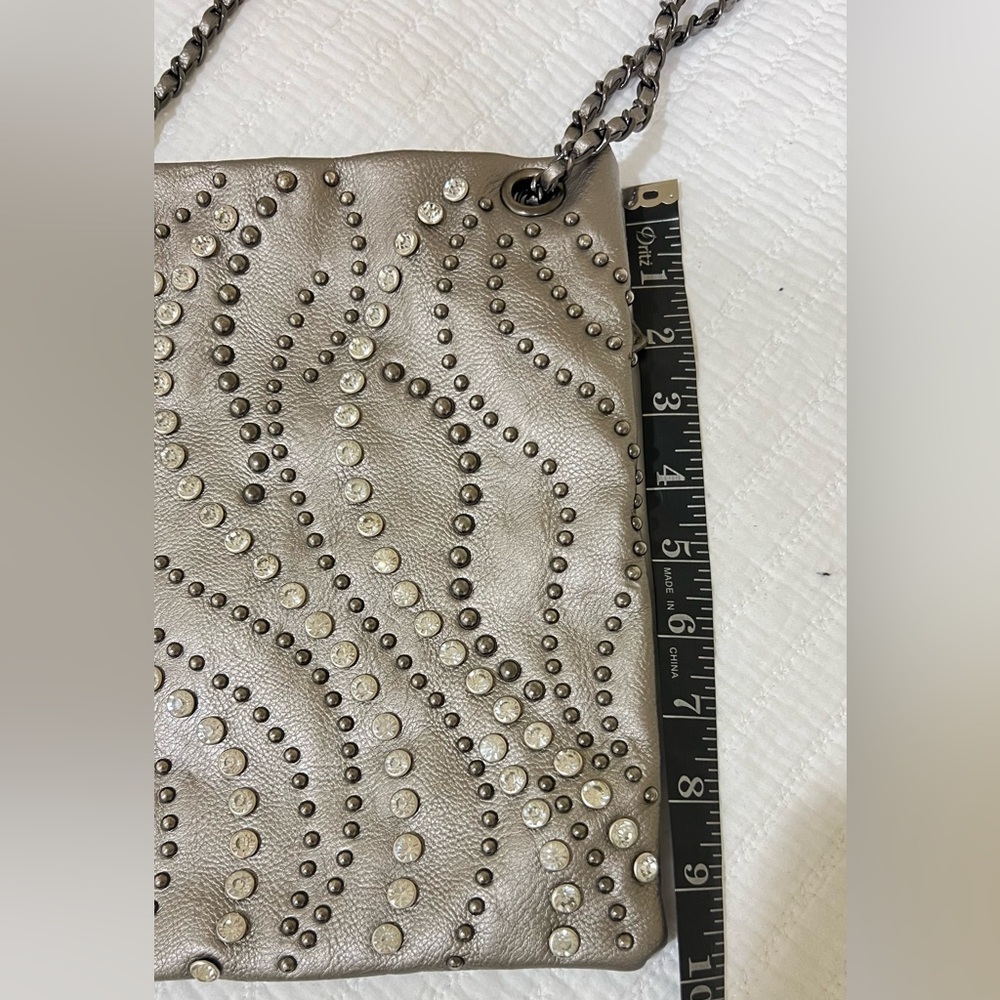 Vintage Yaumi K vegan leather crossbody handbag with crystals - Picture 4 of 14